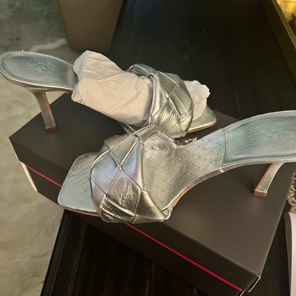 Vince Camuto, size 7.5. Wear once